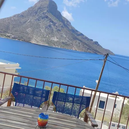 Grande Grotta House In Armeos *